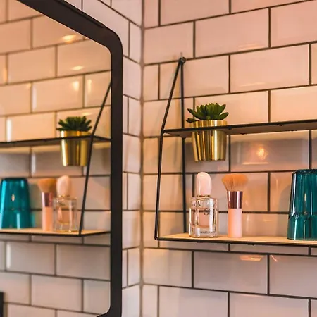 Loft Style Duplex Apartment, Center Apartman